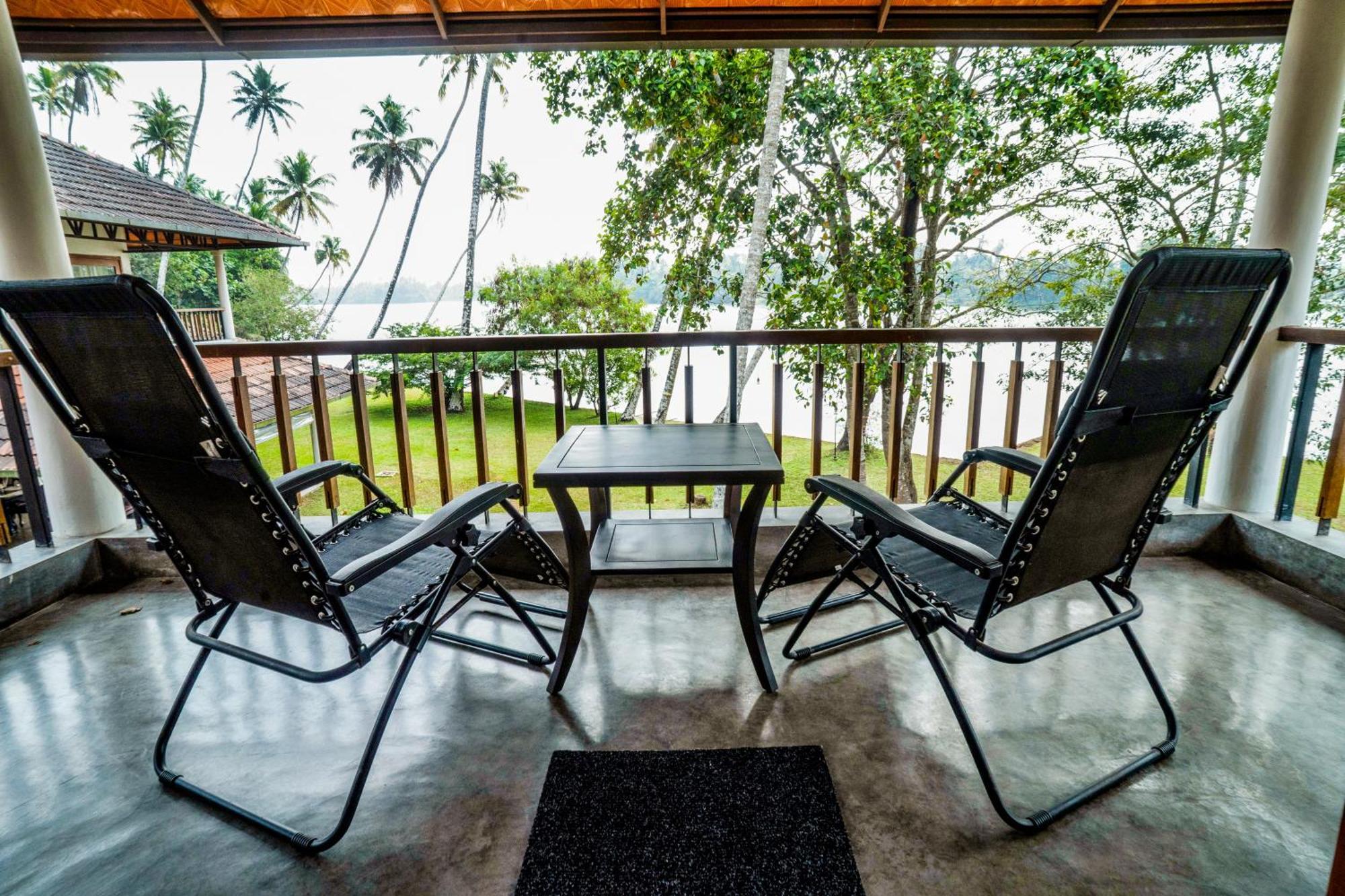 Cranganor History Cafe & Riverside Chateau North Paravur Экстерьер фото