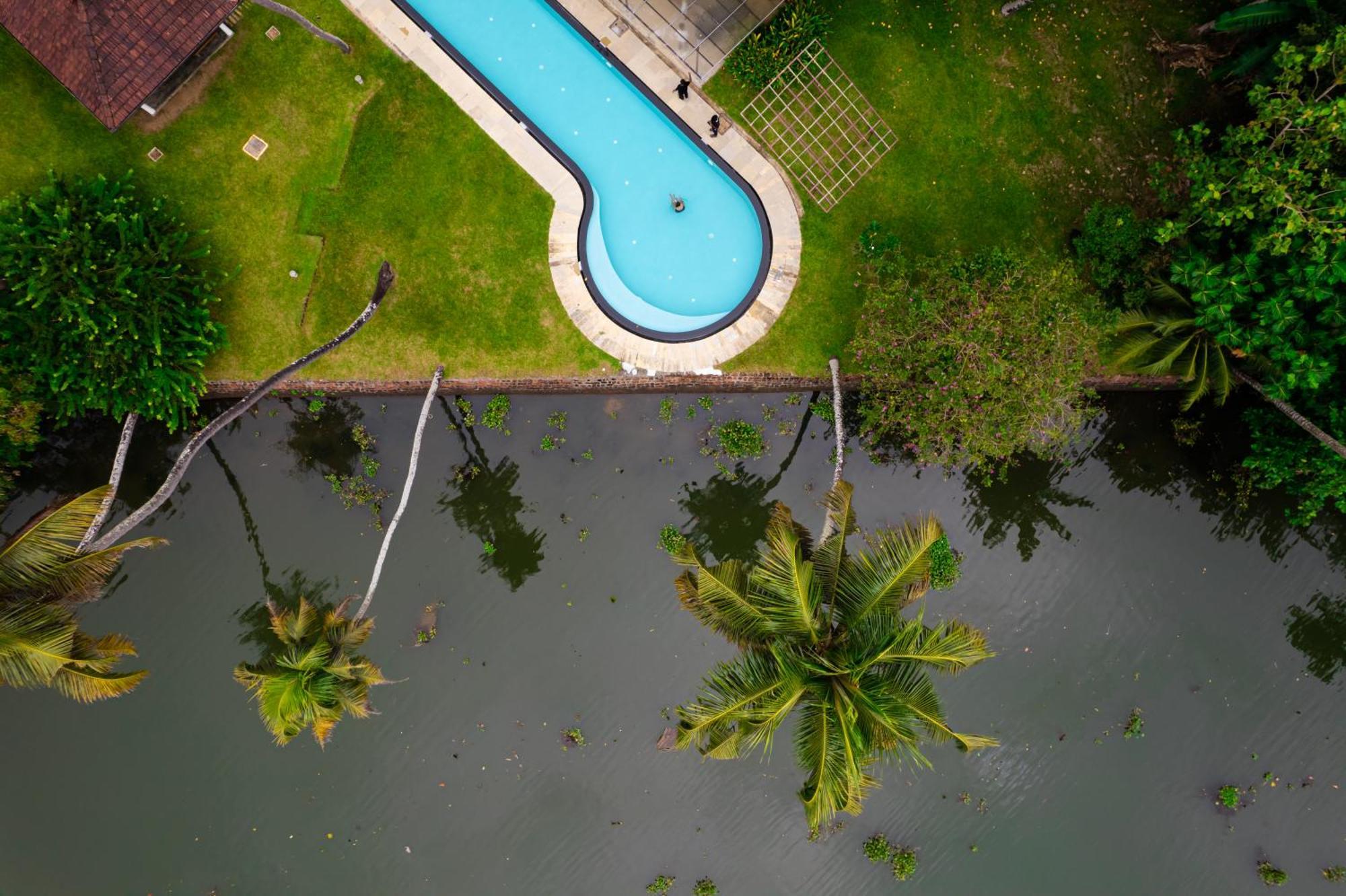 Cranganor History Cafe & Riverside Chateau North Paravur Экстерьер фото