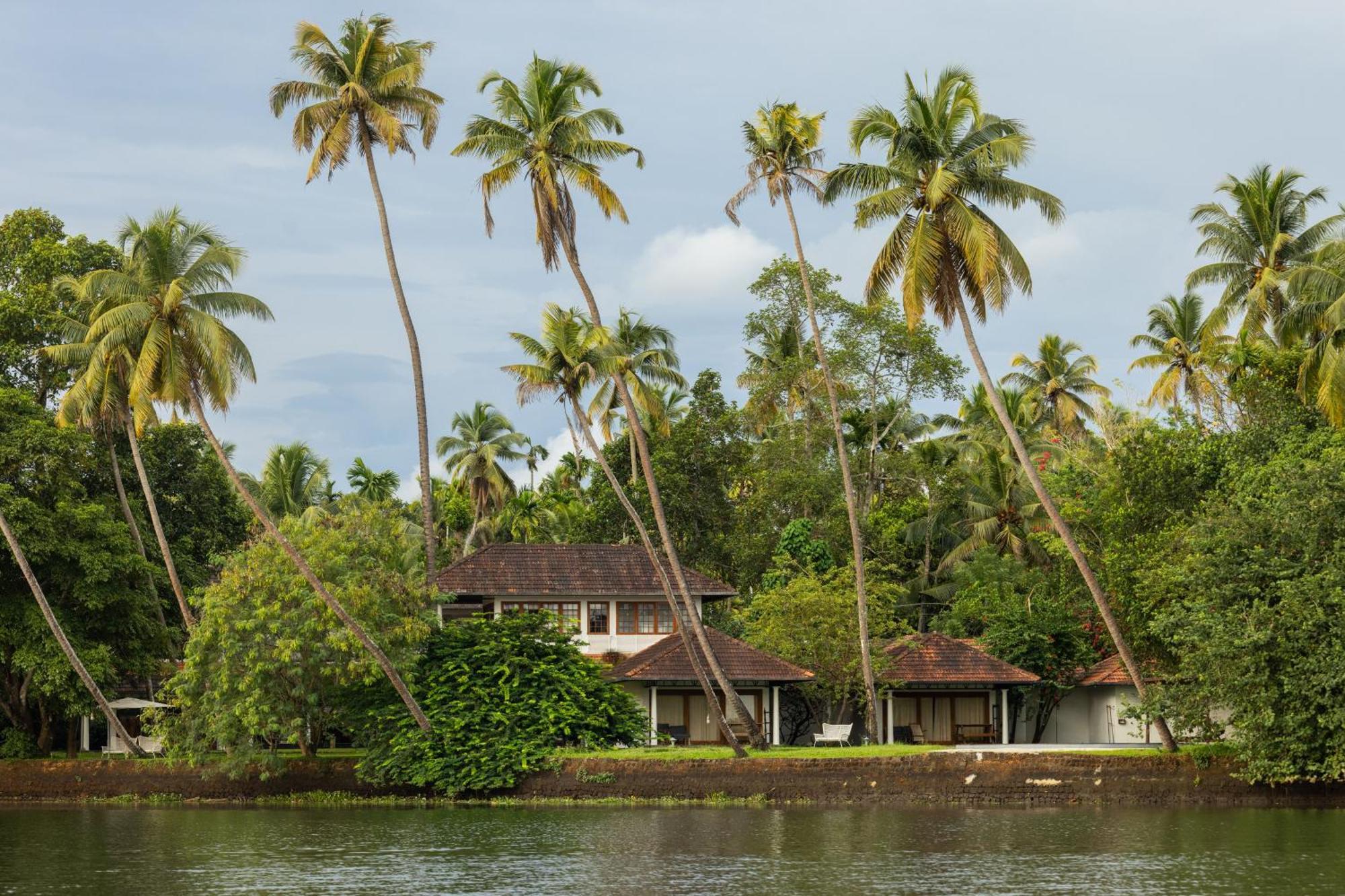 Cranganor History Cafe & Riverside Chateau North Paravur Экстерьер фото