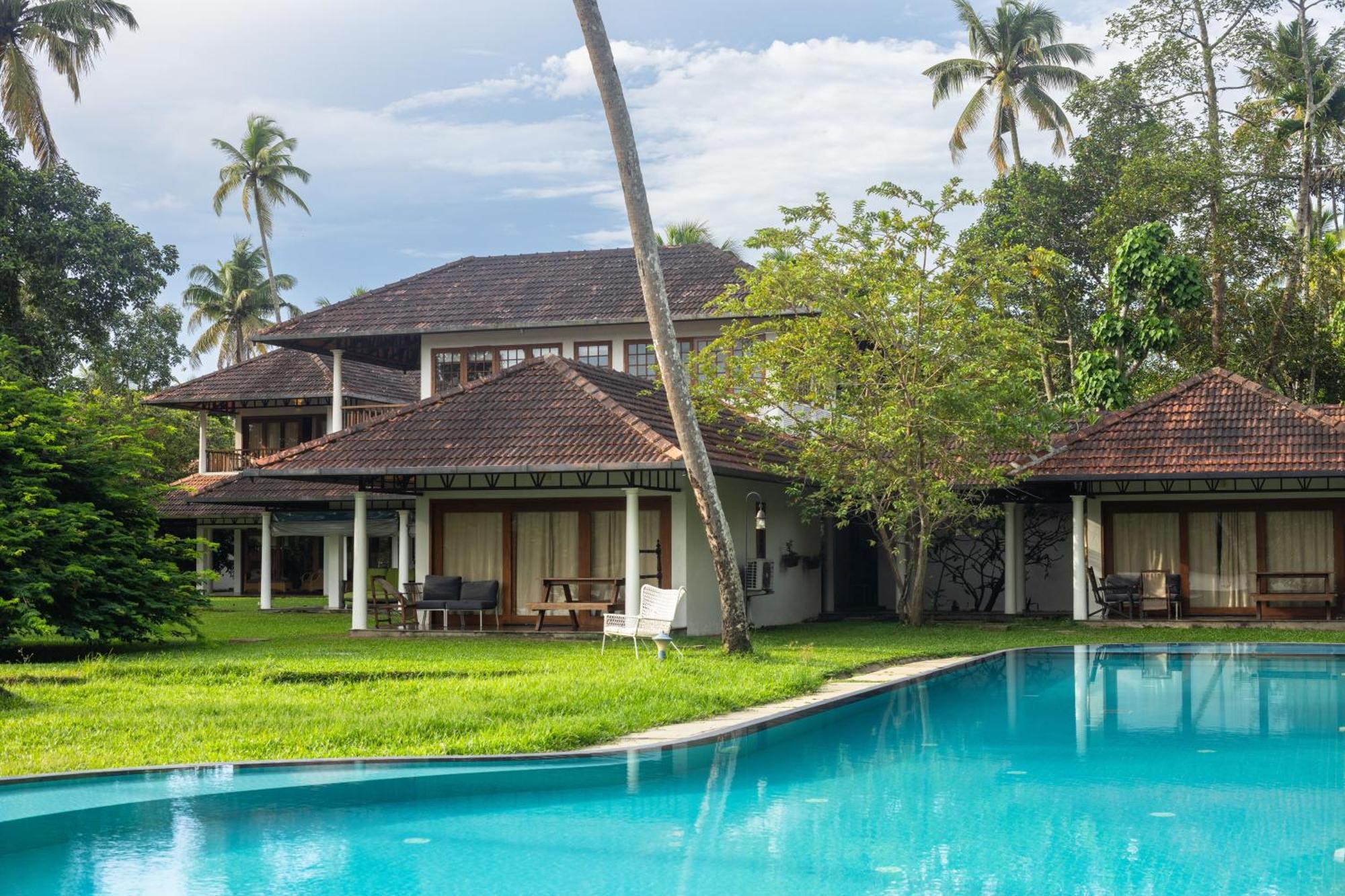 Cranganor History Cafe & Riverside Chateau North Paravur Экстерьер фото