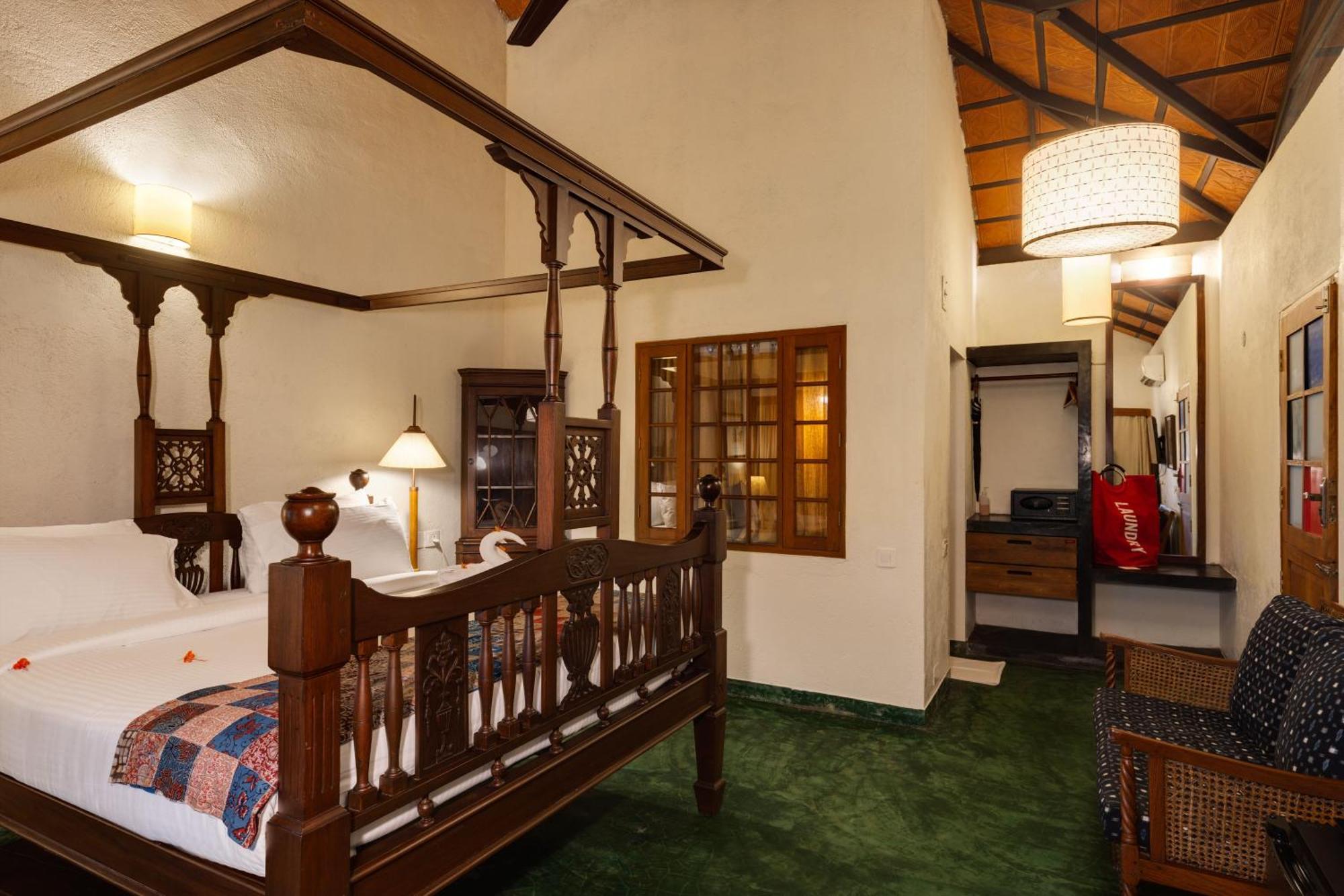 Cranganor History Cafe & Riverside Chateau North Paravur Экстерьер фото